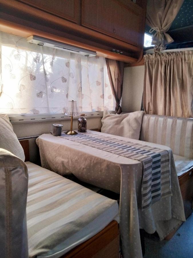 فلورنس Love In The Camper المظهر الخارجي الصورة